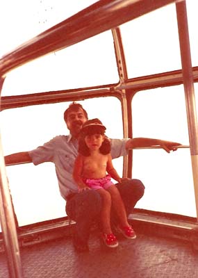 Orestes e Vera no bondinho do P�o de A�ucar.